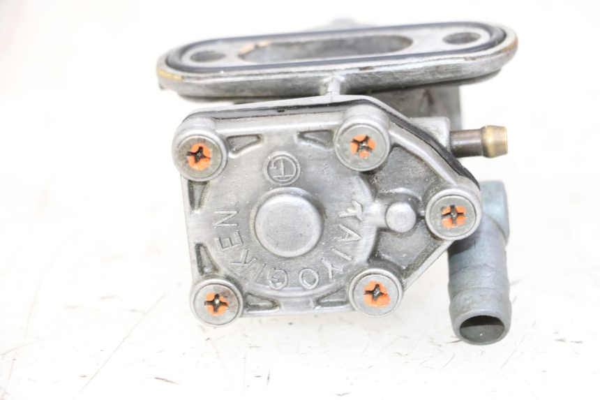 photo de FUEL TANK TAP YAMAHA FJ 36Y 1100 (1984 - 1985)