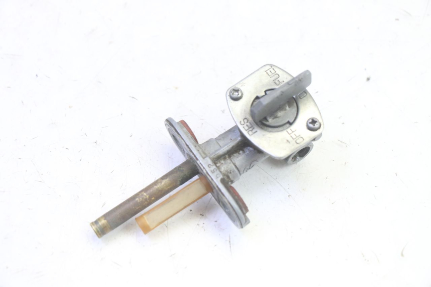 photo de FUEL TANK TAP YAMAHA TTR 125 (2000 - 2020) - Alternative perspective