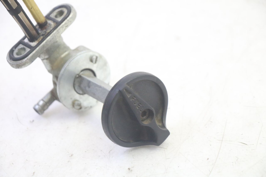 photo de FUEL TANK TAP YAMAHA TZR 50 (2008 - 2016) - Component detail