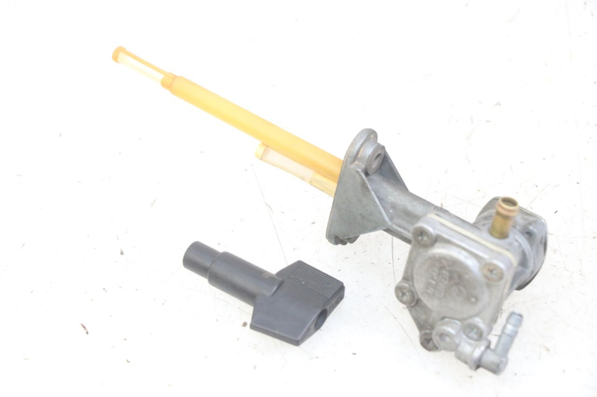 photo de FUEL TANK TAP YAMAHA XJN DIVERSION 600 (2000 - 2003)