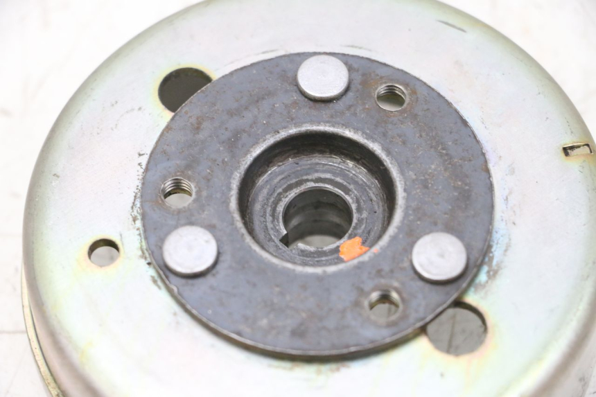 photo de ROTOR MBK BOOSTER SPIRIT NAKED 50 (2004 - 2017) - Alternative perspective