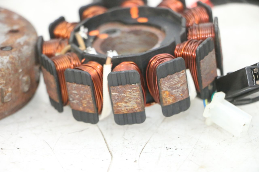 photo de ROTOR STATOR KYMCO AGILITY 16+ 4T 50 (2018 - 2023) - Additional view of the item