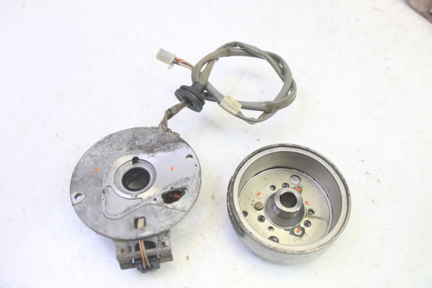 photo de ROTOR STATOR MBK BOOSTER SPIRIT 50 (2004 - 2017) - Component detail