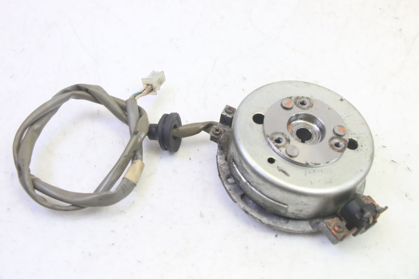 photo de ROTOR STATOR MBK BOOSTER SPIRIT 50 (2004 - 2017) - Zoom on usage condition