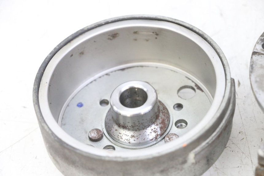 photo de ROTOR STATOR MBK BOOSTER SPIRIT NAKED 50 (2004 - 2017)