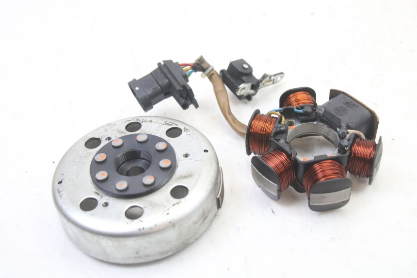 photo de ROTOR STATOR PIAGGIO FLY 2T 50 (2004 - 2017)