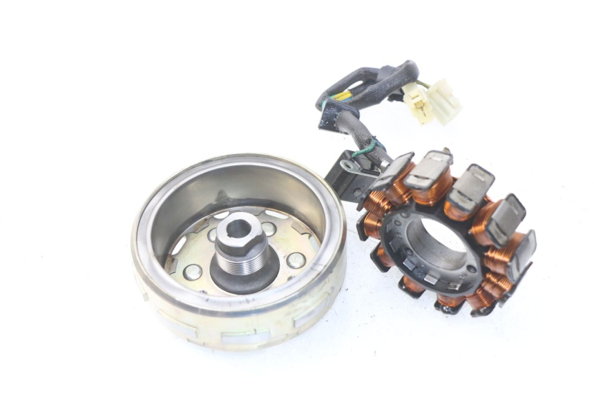 photo de ROTOR STATOR HYOSUNG COMET GTR 125 (2007 - 2014)