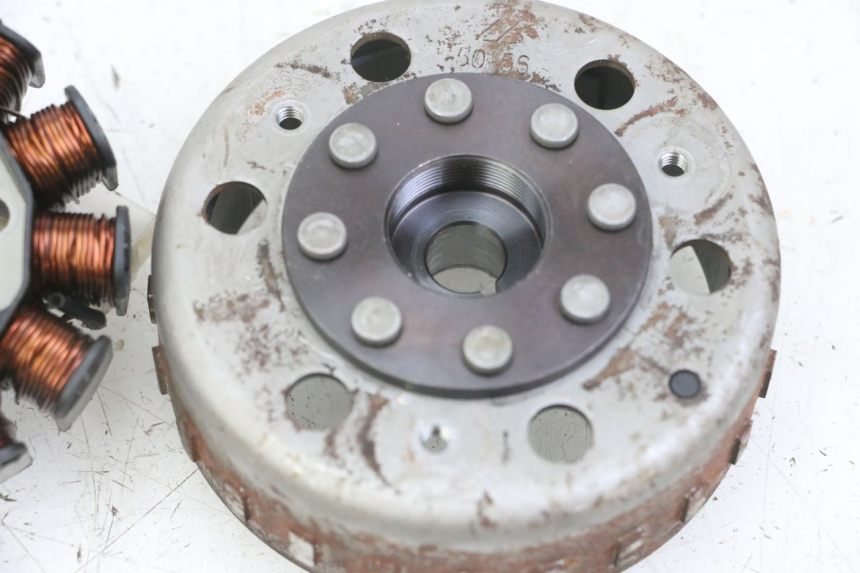 photo de ROTOR STATOR PEUGEOT KISBEE 2T 50 (2018 - 2022)