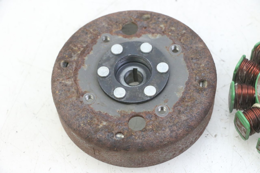 photo de ROTOR STATOR PEUGEOT KISBEE 4T 50 (2018 - 2022)