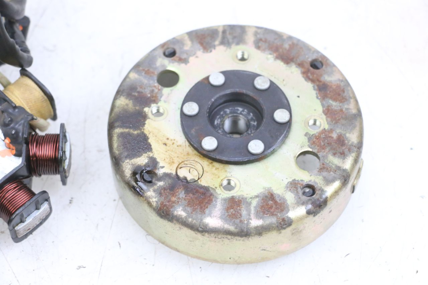 photo de ROTOR STATOR PEUGEOT KISBEE 4T 50 (2010 - 2017) - Distinctive features