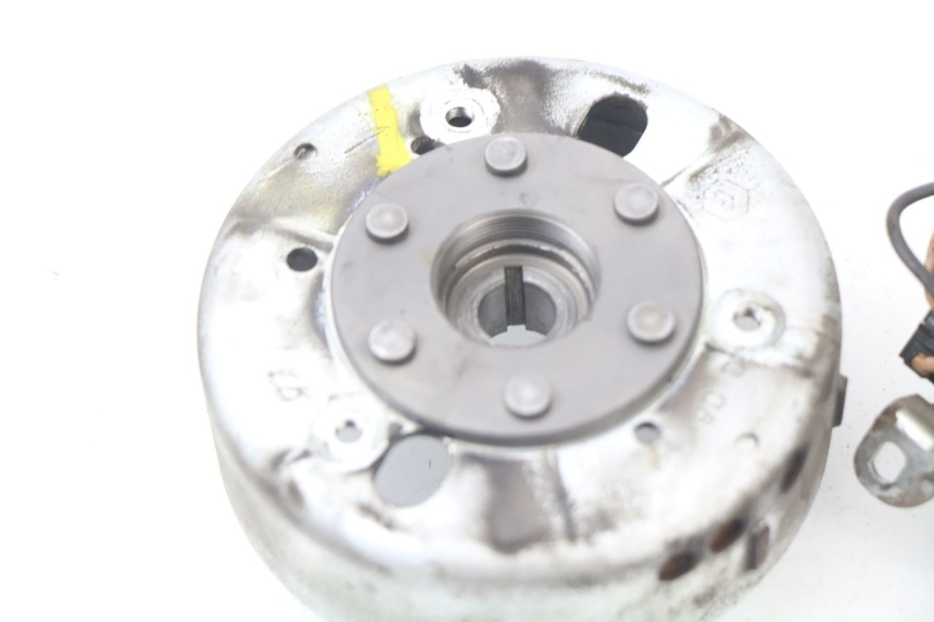 photo de ROTOR STATOR PIAGGIO LIBERTY 4T 50 (2004 - 2008) - Fixing points details