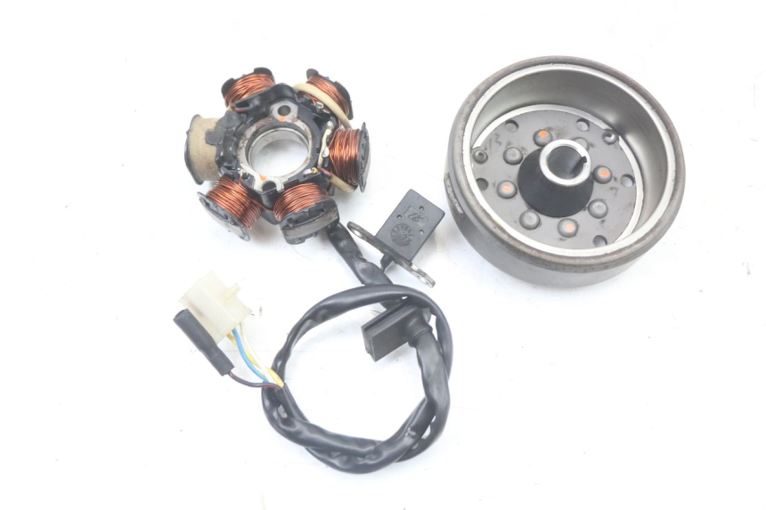 photo de ROTOR STATOR PEUGEOT KISBEE 2T 50 (2010 - 2017)