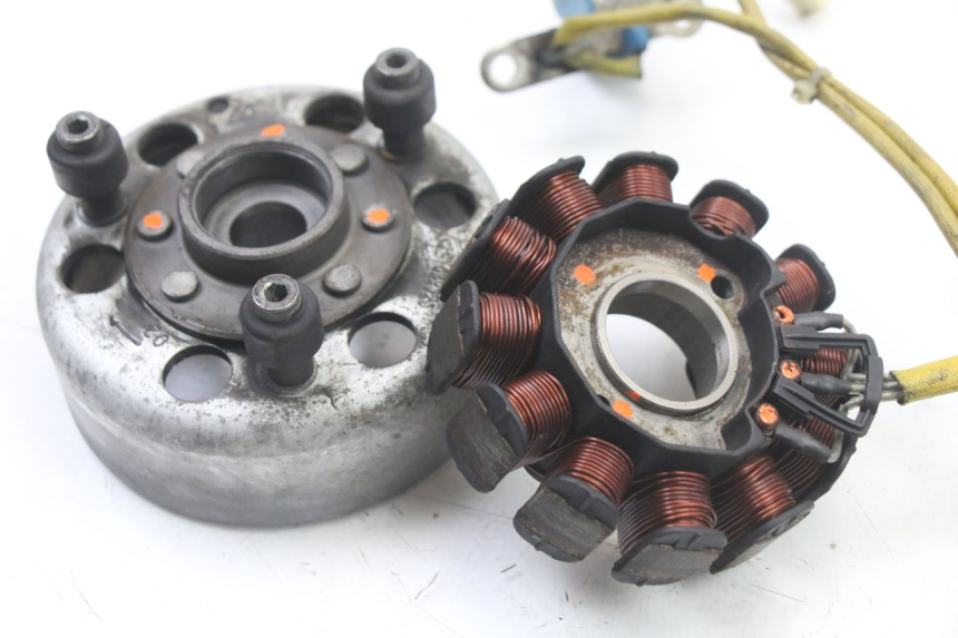 photo de ROTOR STATOR PIAGGIO X8 125 (2004 - 2007)