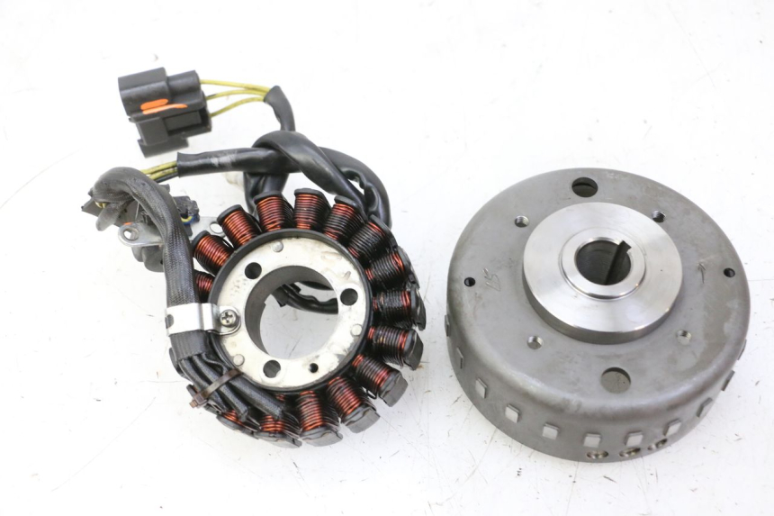 photo de ROTOR STATOR PEUGEOT SATELIS 125 (2013 - 2018)