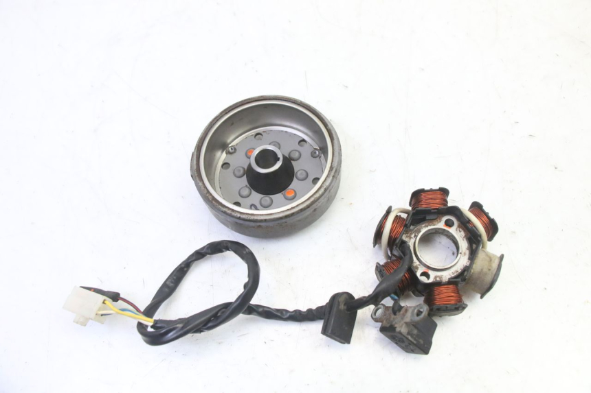photo de ROTOR STATOR PEUGEOT SPEEDFIGHT 3 AIR 50 (2009 - 2015)