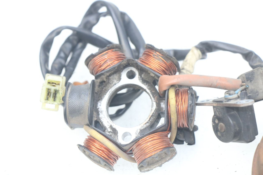 photo de ROTOR STATOR PEUGEOT VIVACITY 50 (1998 - 2003) - Surface and material condition