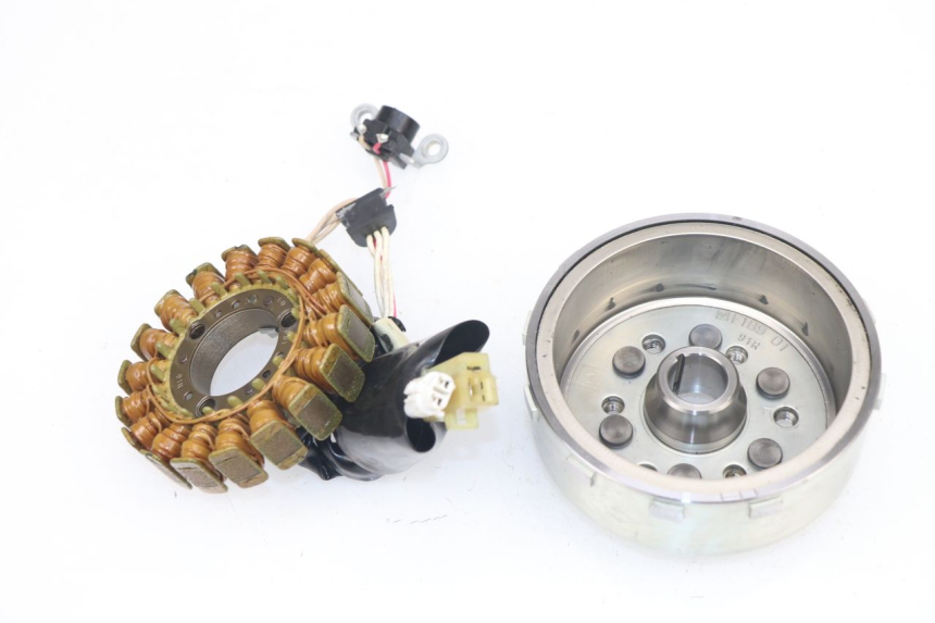 photo de ROTOR STATOR YAMAHA XMAX X-MAX 125 (2006 - 2009)
