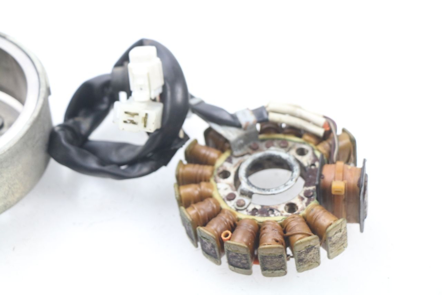 photo de ROTOR STATOR YAMAHA YP MAJESTY 125 (1998 - 2001)