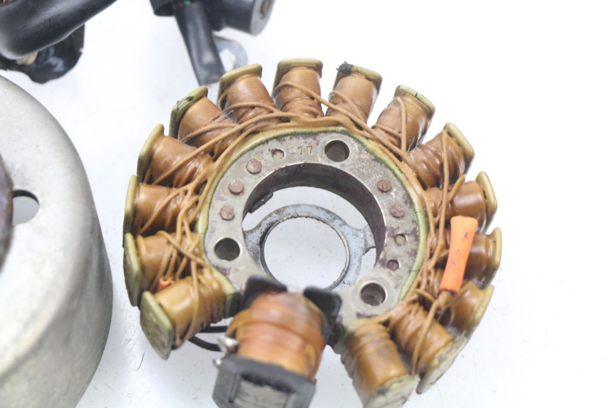 photo de ROTOR STATOR YAMAHA YP MAJESTY 125 (1998 - 2001)