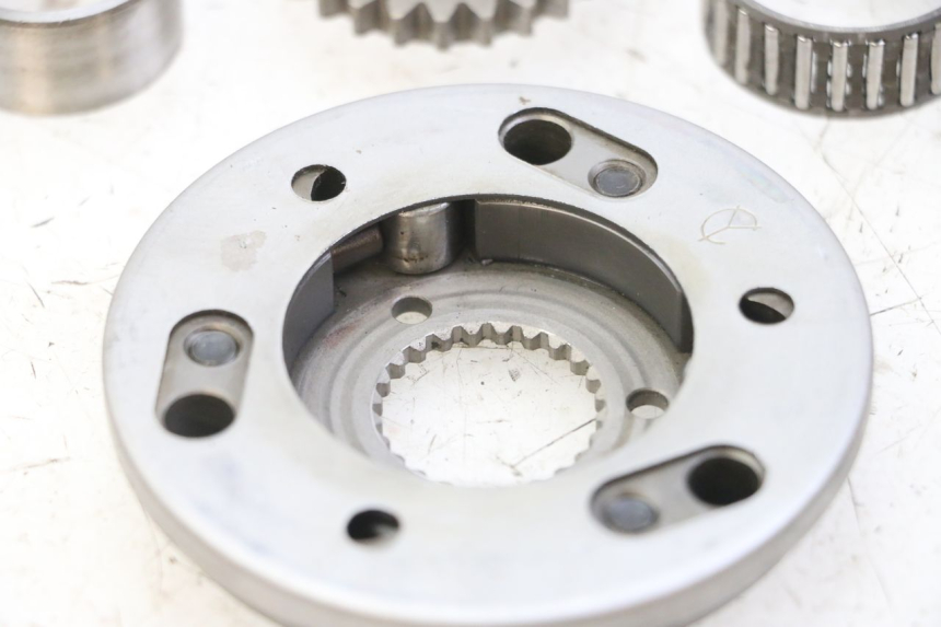 photo de STARTER CLUTCH MBK OVETTO 4T 50 (2008 - 2016)