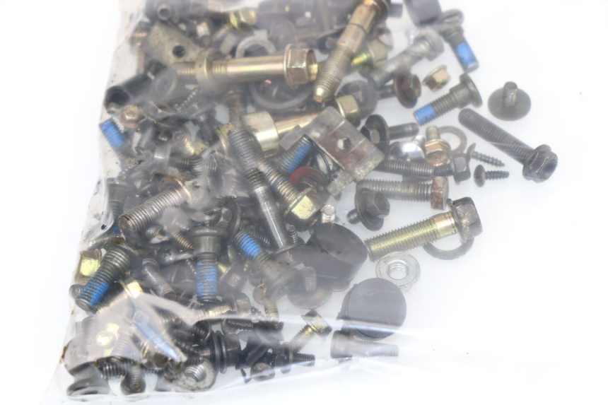 photo de SCREWS BAG KYMCO AGILITY CITY 16P 125 (2008 - 2014)