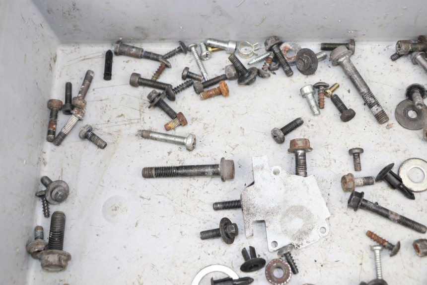photo de SCREW FASTENER BAG SUZUKI BURGMAN 125 (2007 - 2014)