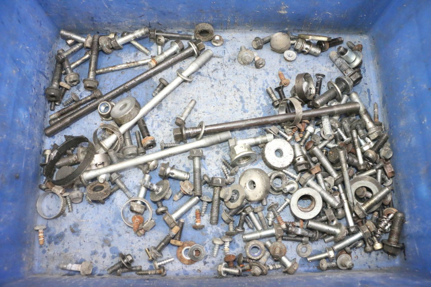 photo de SCREW FASTENER BAG SUZUKI BURGMAN 125 (2007 - 2014)