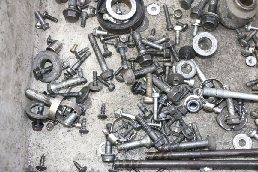 photo de SCREW FASTENER BAG SUZUKI BURGMAN 125 (2007 - 2014)