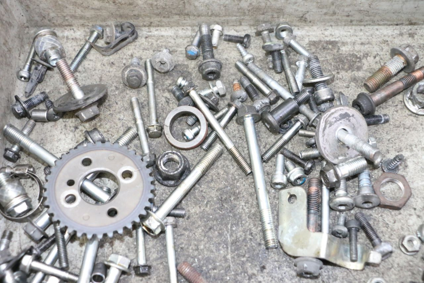 photo de SCREW FASTENER BAG SUZUKI BURGMAN 125 (2007 - 2014)