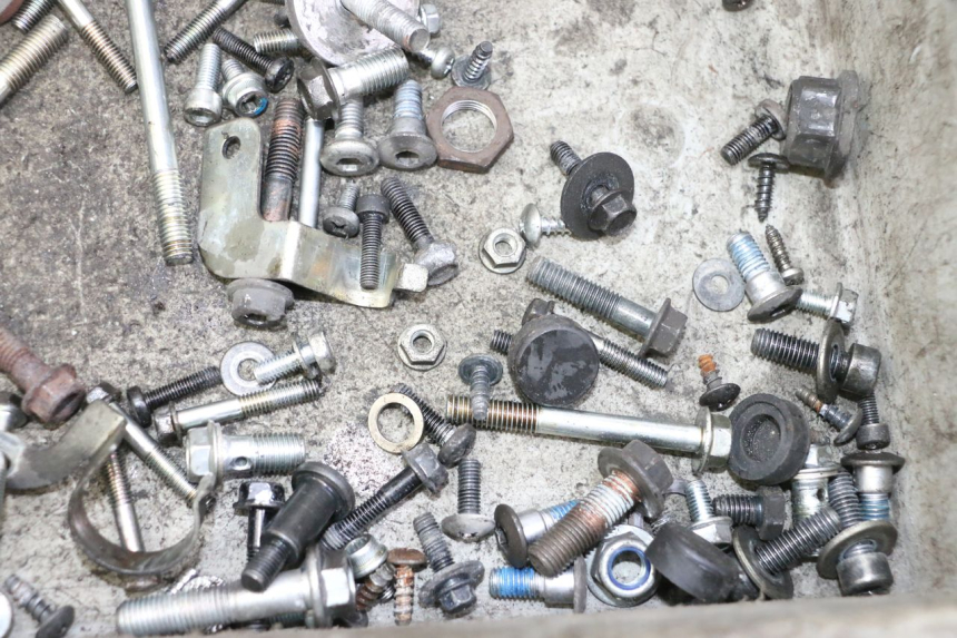 photo de SCREW FASTENER BAG SUZUKI BURGMAN 125 (2007 - 2014)