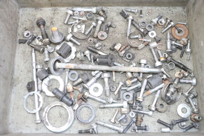 photo de SCREW FASTENER BAG HONDA CBF 500 (2004 - 2007)