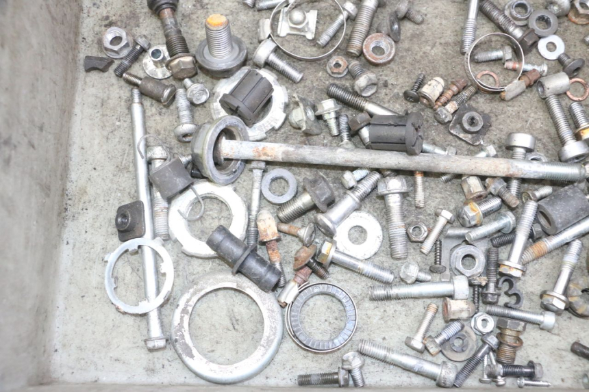 photo de SCREW FASTENER BAG HONDA CBF 500 (2004 - 2007)