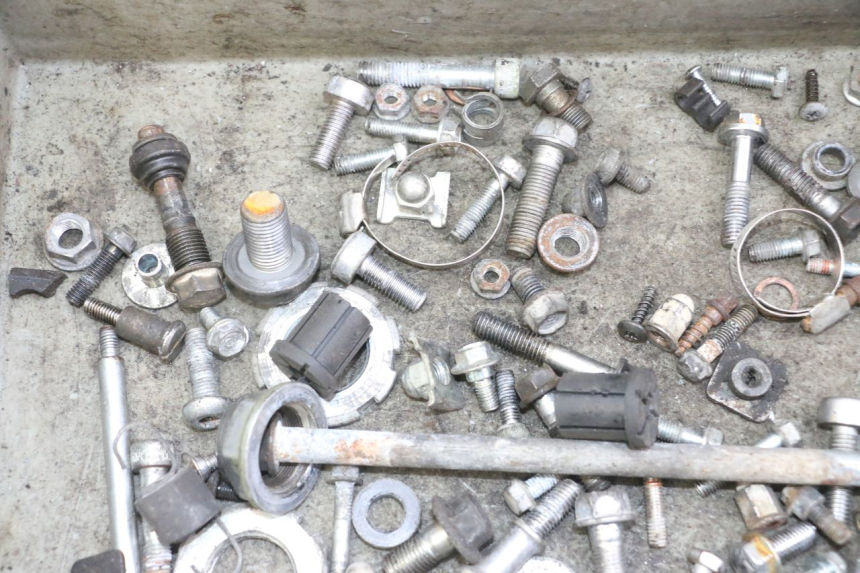 photo de SCREW FASTENER BAG HONDA CBF 500 (2004 - 2007)