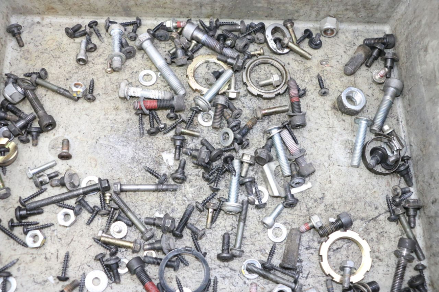 photo de SCREW FASTENER BAG PEUGEOT CITYSTAR 50 (2013 - 2017)