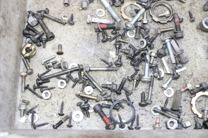 photo de SCREW FASTENER BAG PEUGEOT CITYSTAR 50 (2013 - 2017)