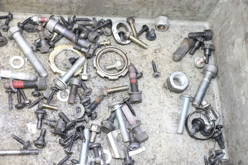 photo de SCREW FASTENER BAG PEUGEOT CITYSTAR 50 (2013 - 2017)