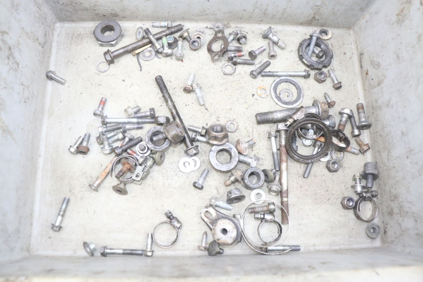 photo de SCREW FASTENER BAG HONDA CR 80 (2001 - 2003)