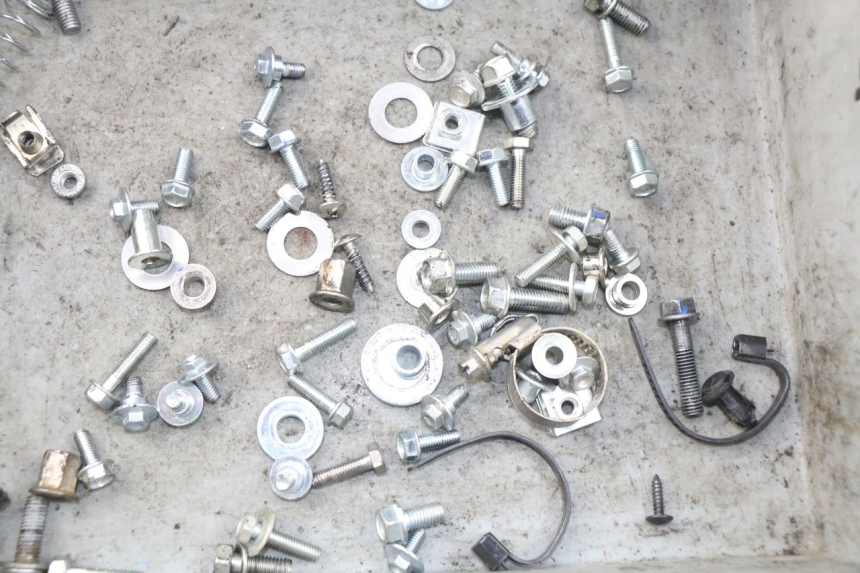 photo de SCREWS BAG HONDA CRF-F CRF F 110 (2019 - 2022)