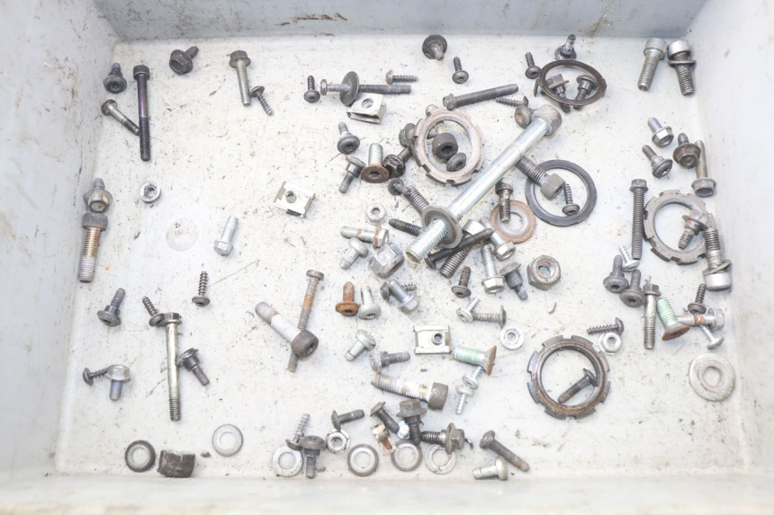 photo de SCREW FASTENER BAG PEUGEOT ELYSTAR 50 (2002 - 2014)