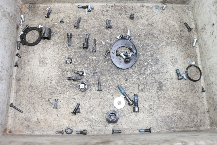 photo de SCREW HARDWARE BAG SEGWAY NINEBOT F40E 1
