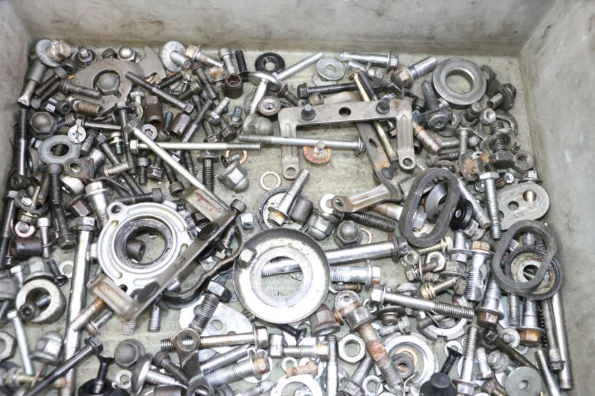 photo de SCREWS BAG YAMAHA FJ 36Y 1100 (1984 - 1985)