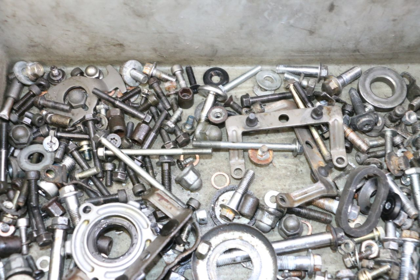 photo de SCREWS BAG YAMAHA FJ 36Y 1100 (1984 - 1985)