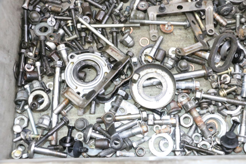 photo de SCREWS BAG YAMAHA FJ 36Y 1100 (1984 - 1985)
