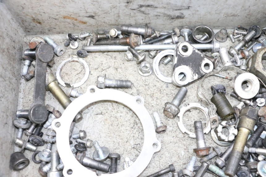 photo de SCREW FASTENER BAG YAMAHA FJR ABS 1300 (2006 - 2012) - Zoom on usage condition