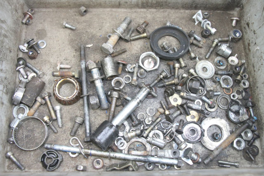 photo de SCREW FASTENER BAG GILERA RK 50 (1996 - 1999)