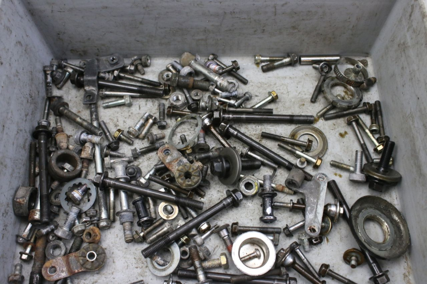 photo de SCREW FASTENER BAG HONDA CBF 500 (2004 - 2007)