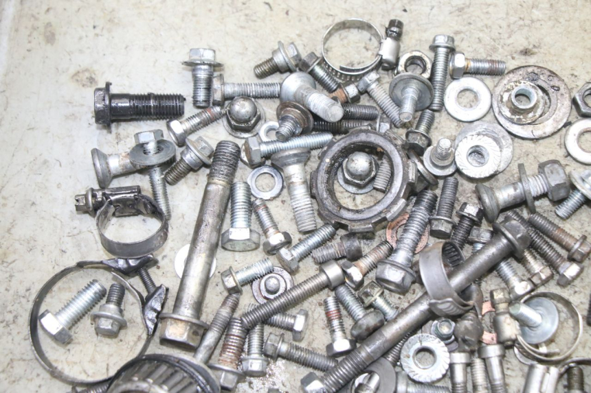 photo de SCREWS BAG HONDA CR 85 (2003 - 2007)
