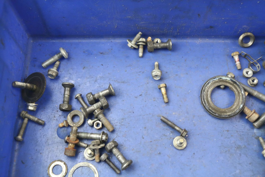 photo de SCREWS BAG HONDA CRF CR-F 450 (2001 - 2005)