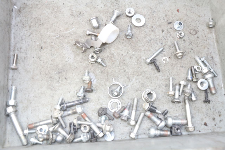 photo de SCREWS BAG HONDA CRF CR-F 125 (2022 - 2023)