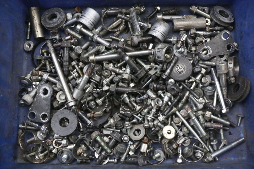 photo de SCREWS BAG HONDA FJS SILVER WING SILVERWING 400 (2005 - 2008)